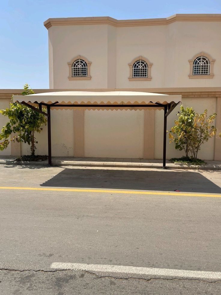 مظلات وسواتر الهفوف